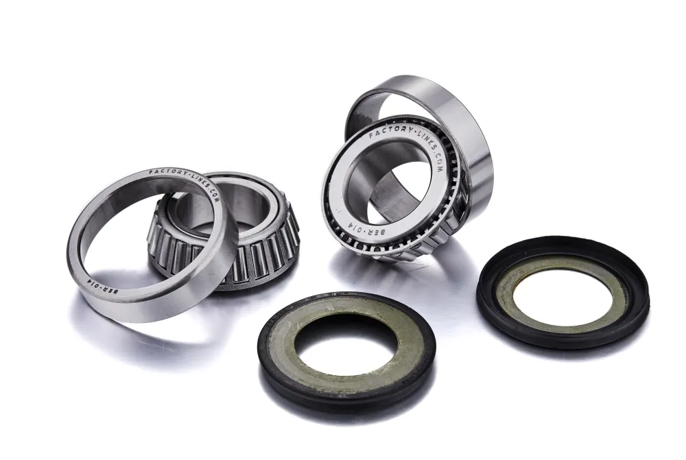 FACTORY LINKS ŁOŻYSKA GŁÓWKI RAMY Z USZCZELNIACZAMI BMW S 1000 RR ‘10-‘17, SUZUKI GSX-R 600 / 750 ‘97-‘24, DL 650 V-STROM ‘04-‘24, SV 650 S, TRIUMPH, YAMAHA R1 / R6 / FJR (22-1003) Wybór klientów