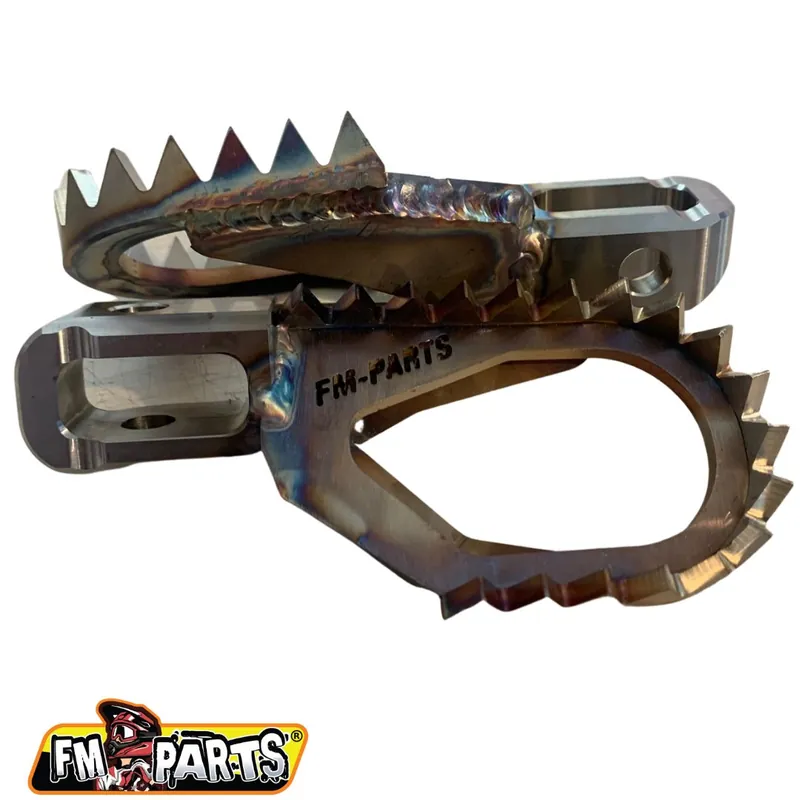 Tylko do końca tygodnia FM-PARTS OFFSET SPODNÓŻKI (KOMPLET) STAINLESS FOOTPEGS BETA ‘20-‘24 KOLOR STALOWY